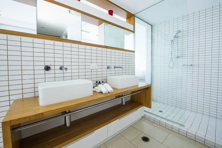 1 Bright Point Apartment 5301