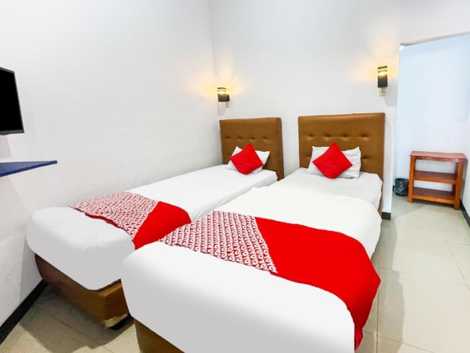 Economy Twin room