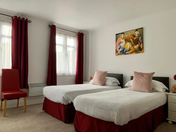 Standard Twin room
