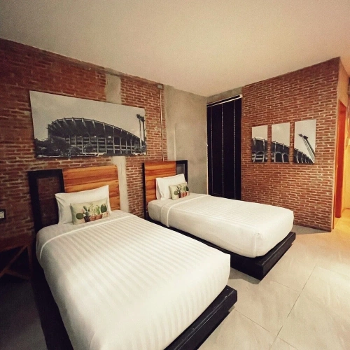 Standard Twin room
