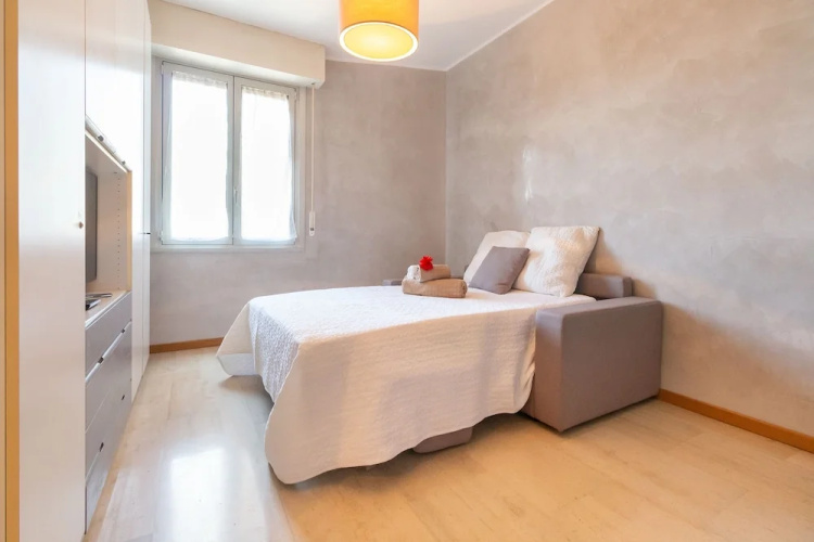 Alessia's Flat Veneziano 3