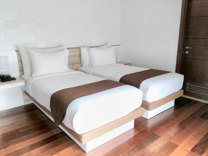 Alimar Hotel