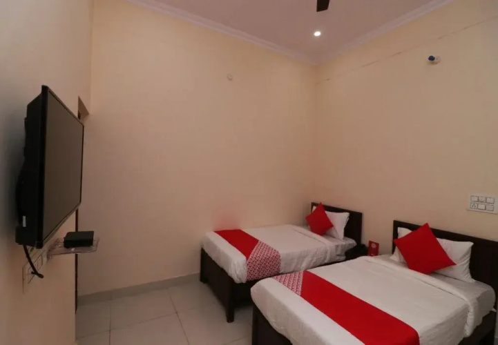 Sangam Darshan By OYO Rooms