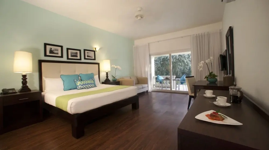 Double Junior Suite with garden view