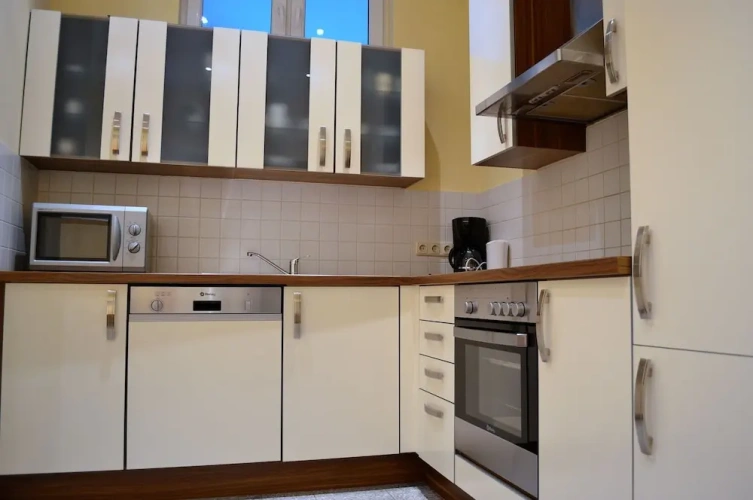 1 Bedroom Double Family Apartment