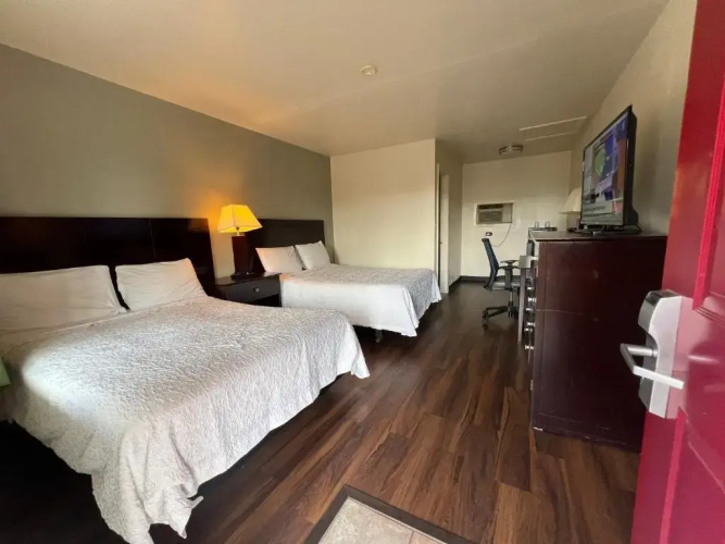 Riverside Motel