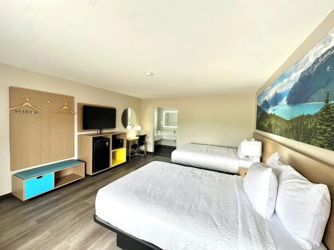 Quadruple Suite