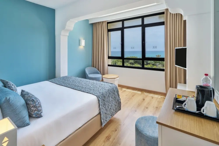 Economy room