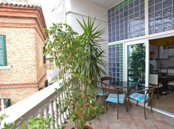 Deluxe Apartment