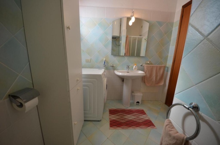 3 Bedrooms Apartment
