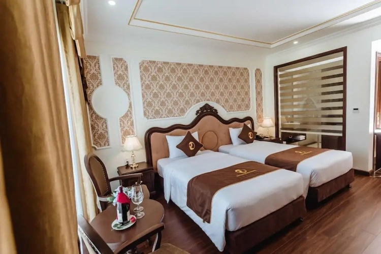 Deluxe Twin room with balcony