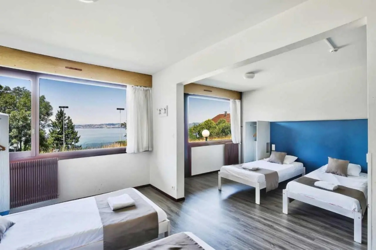 Côté Lac Hostel