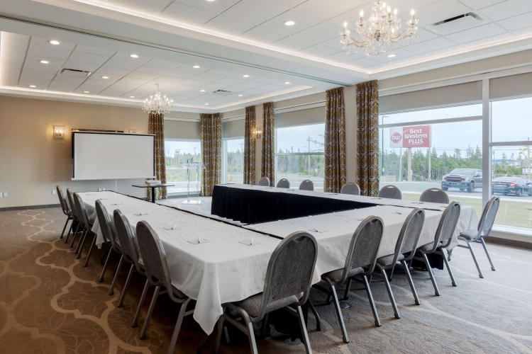 Best Western Plus St. John's Airport Hotel & Suites photo 21