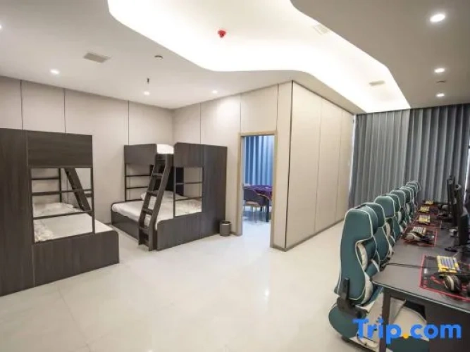 Standard Quintuple room