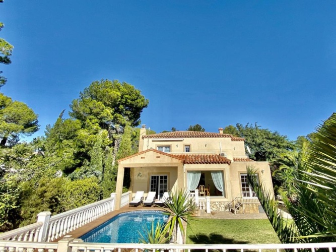 Villa