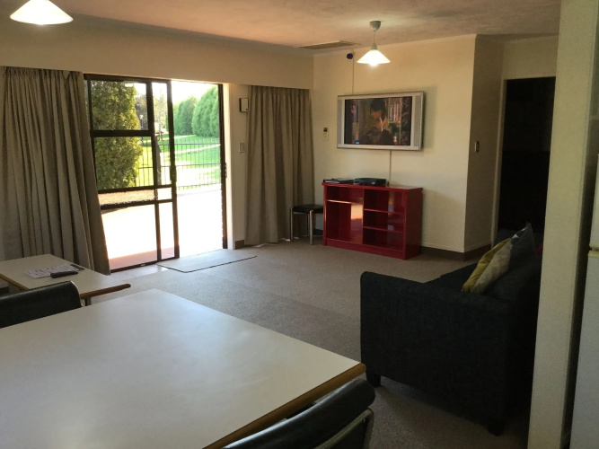 Beetham Park Motel