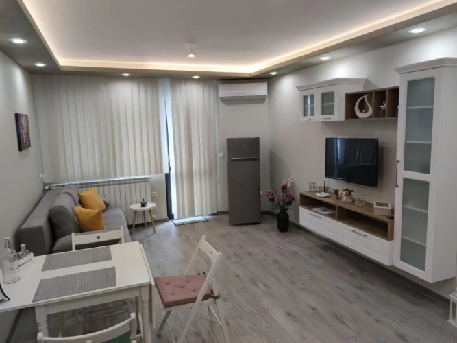 Flowers Apartment