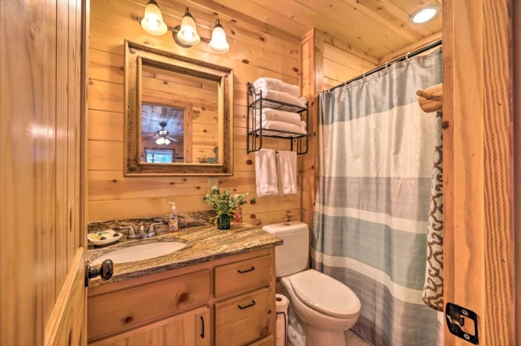 3 Bedrooms Cottage