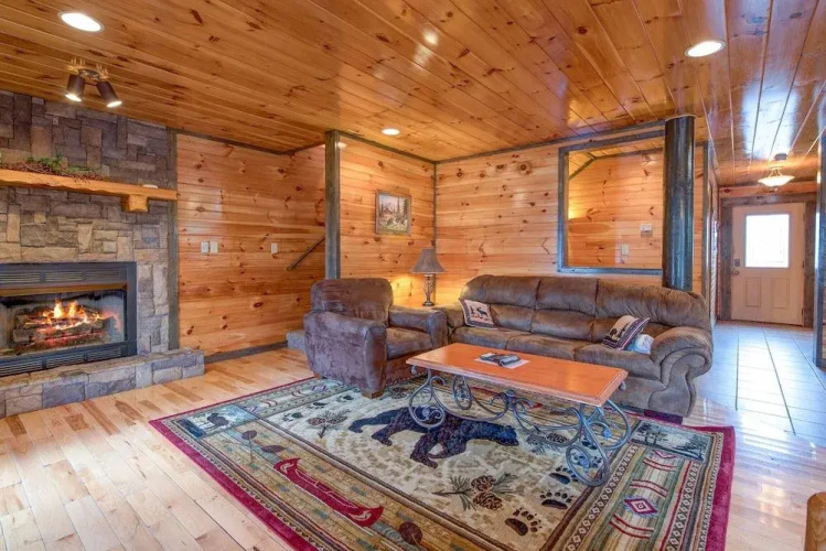 Standing Bear Lodge by Jackson Mountain Rentals
