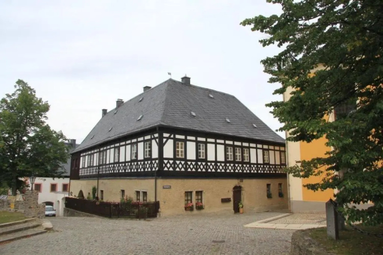 Ferienwohnung "Zum Schloßkeller"