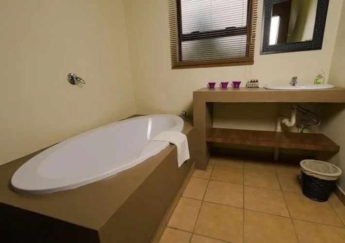 3 Bedrooms Comfort Cottage