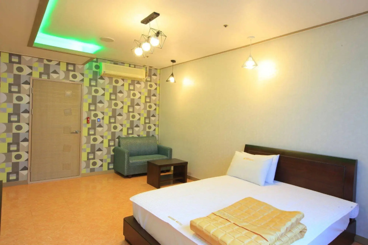 Marina Motel Busan Station