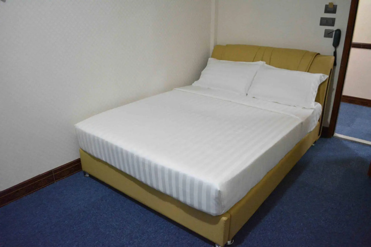 999 Hotel