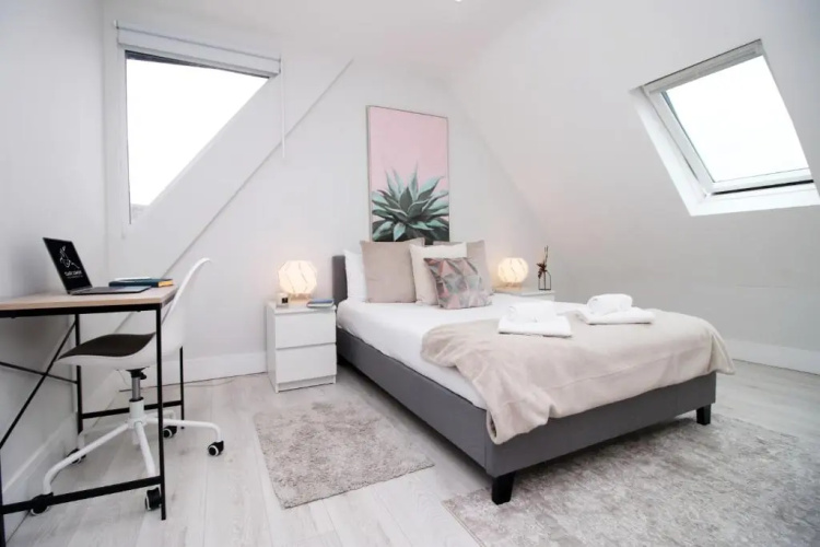 NEW 2 Bed Comfort - Functional - Secure - Private