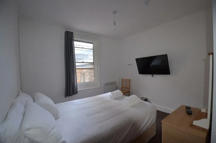 Central Comfort Rooms