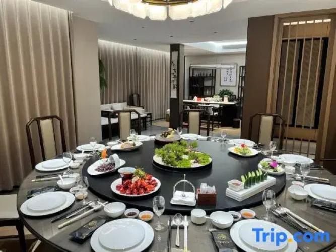 Zhoushan Zhenyouzhijia Hotel