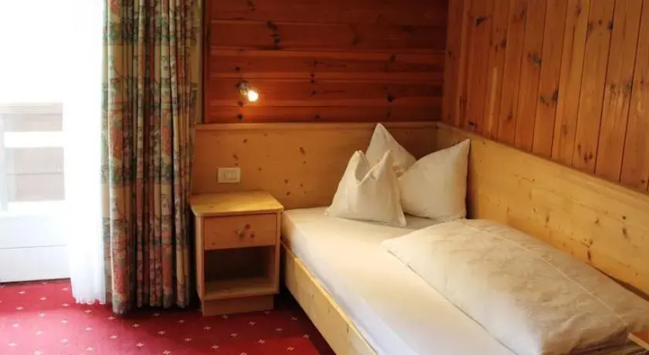 Albergo Alisander