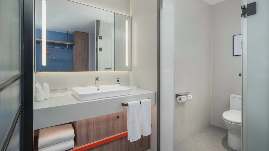 1 Bedroom Suite