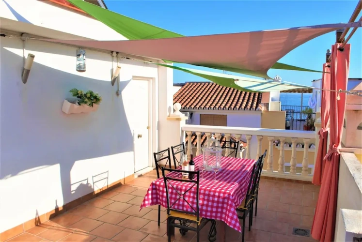 2 Bedrooms Family Apartment with balcony