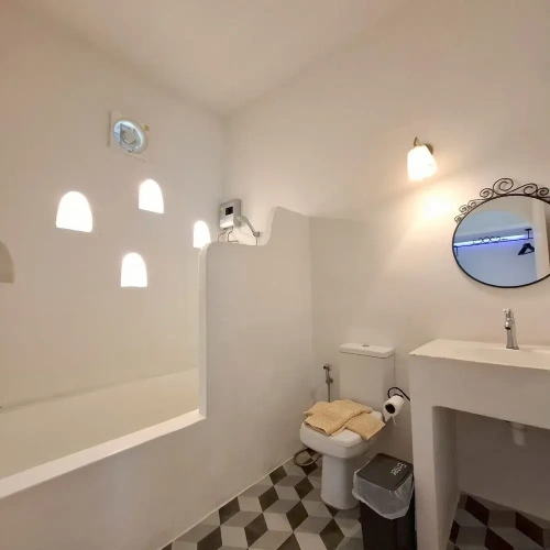 Deluxe room with pool view