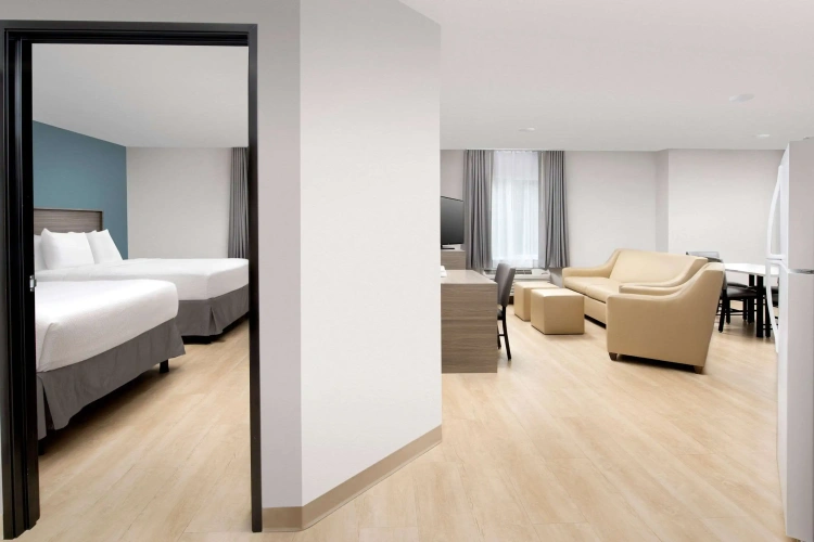 Standard Quadruple room