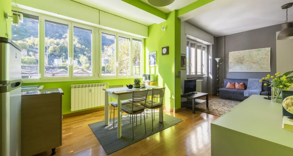 JOIVY Vibrant Studio Near Train Station
