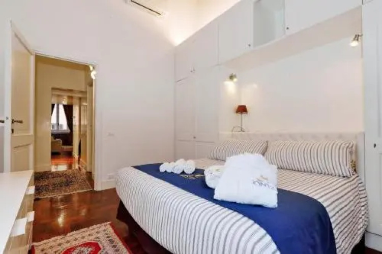 Pantheon Lyuxury Apartment