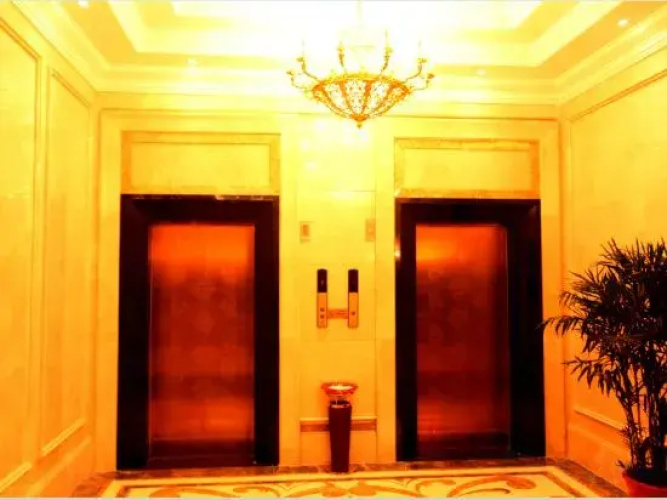 Huanghe Grand Hotel