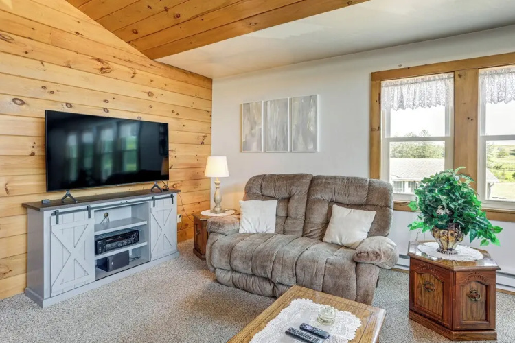 Spacious Pennsylvania Vacation Rental w/ Backyard