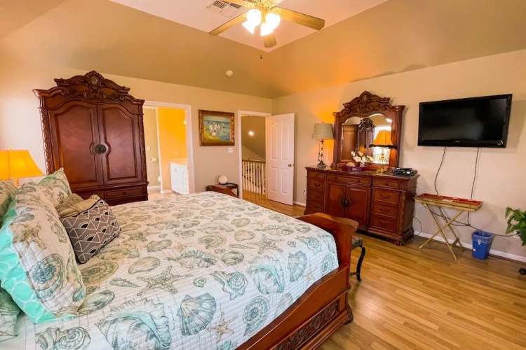 Bishop's Beach by Ryson Vacation Rentals