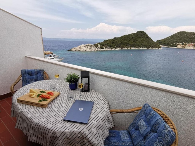 Apartment with balcony and with view
