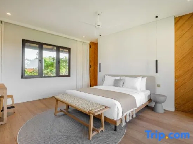 2 Bedrooms Villa