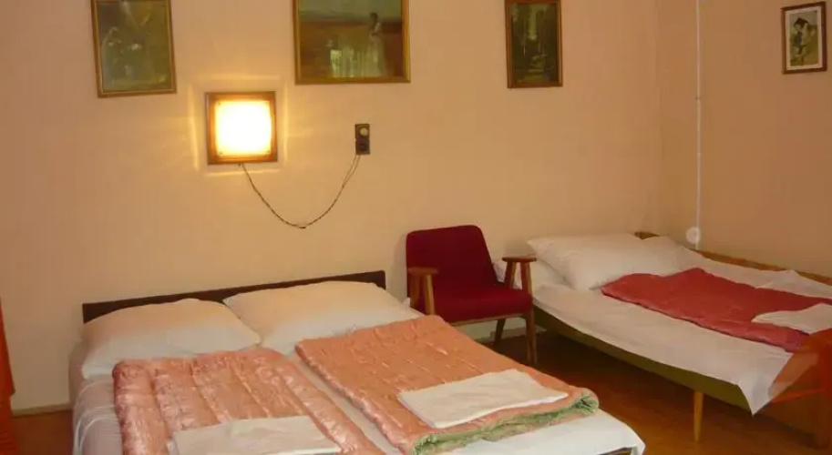 Youth Hostel Villa Benjamin