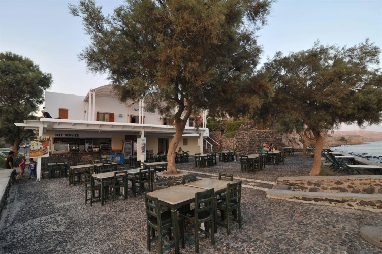 Hotel Akrotiri