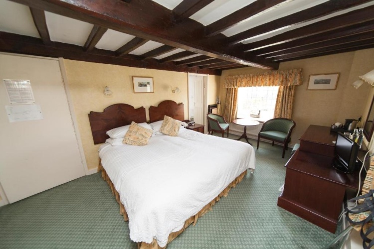 Classic Double room with view
