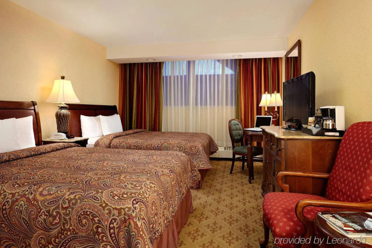 Lake Louise Inn