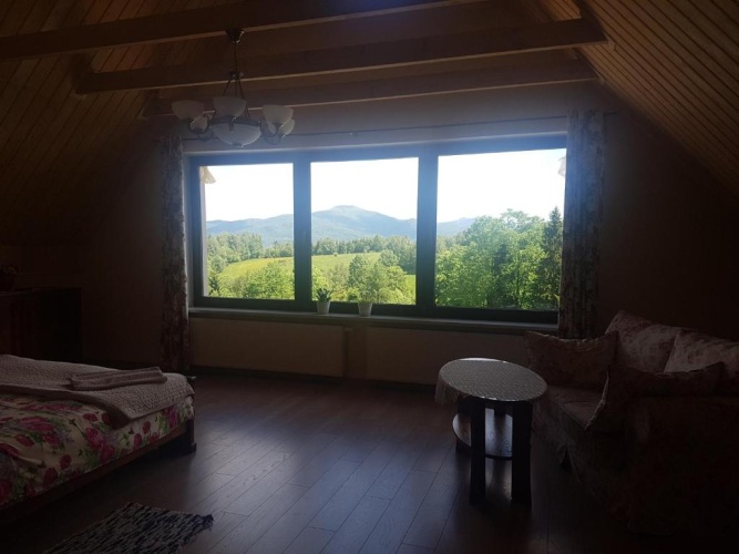 Apartment with mountain view
