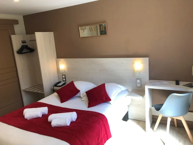 Superior Double room with pool view
