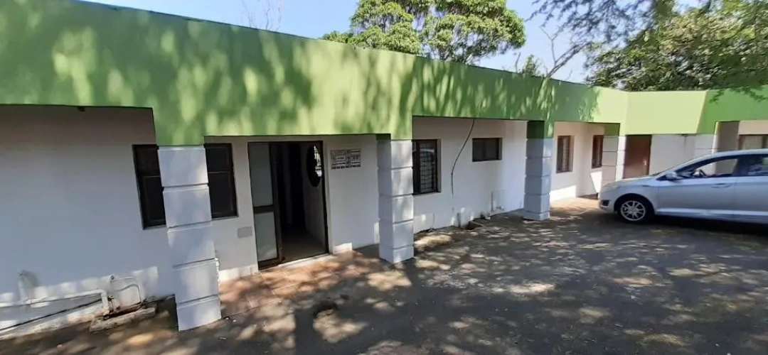 5 Bedrooms Cottage