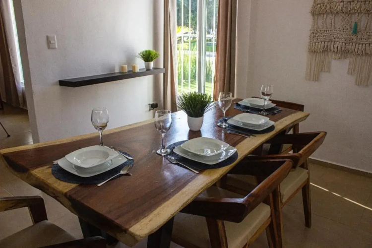 Marsella Home